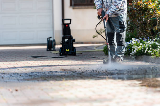 Fence Pressure Washing in Savannah, GA